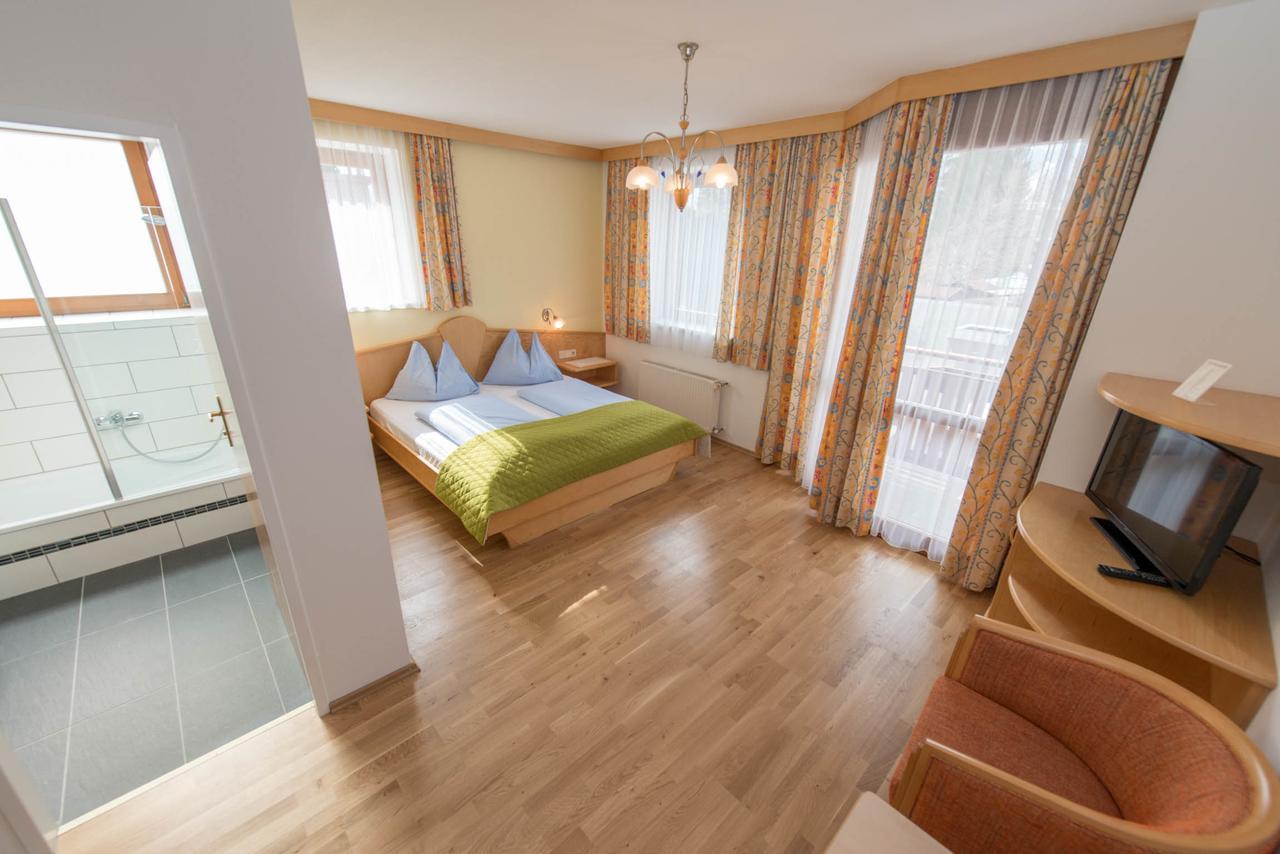 Hotel Naggler Weissbriach Zewnętrze zdjęcie
