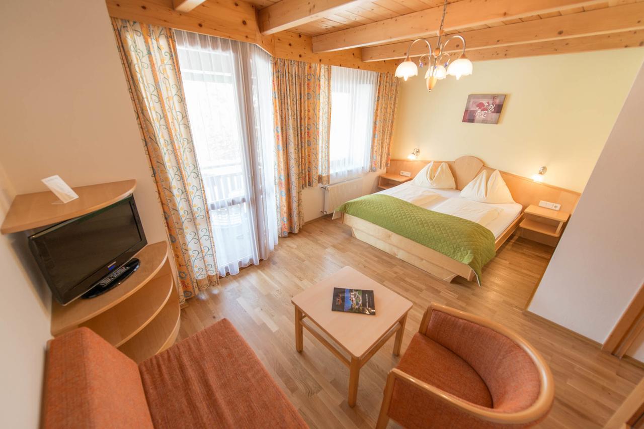 Hotel Naggler Weissbriach Zewnętrze zdjęcie